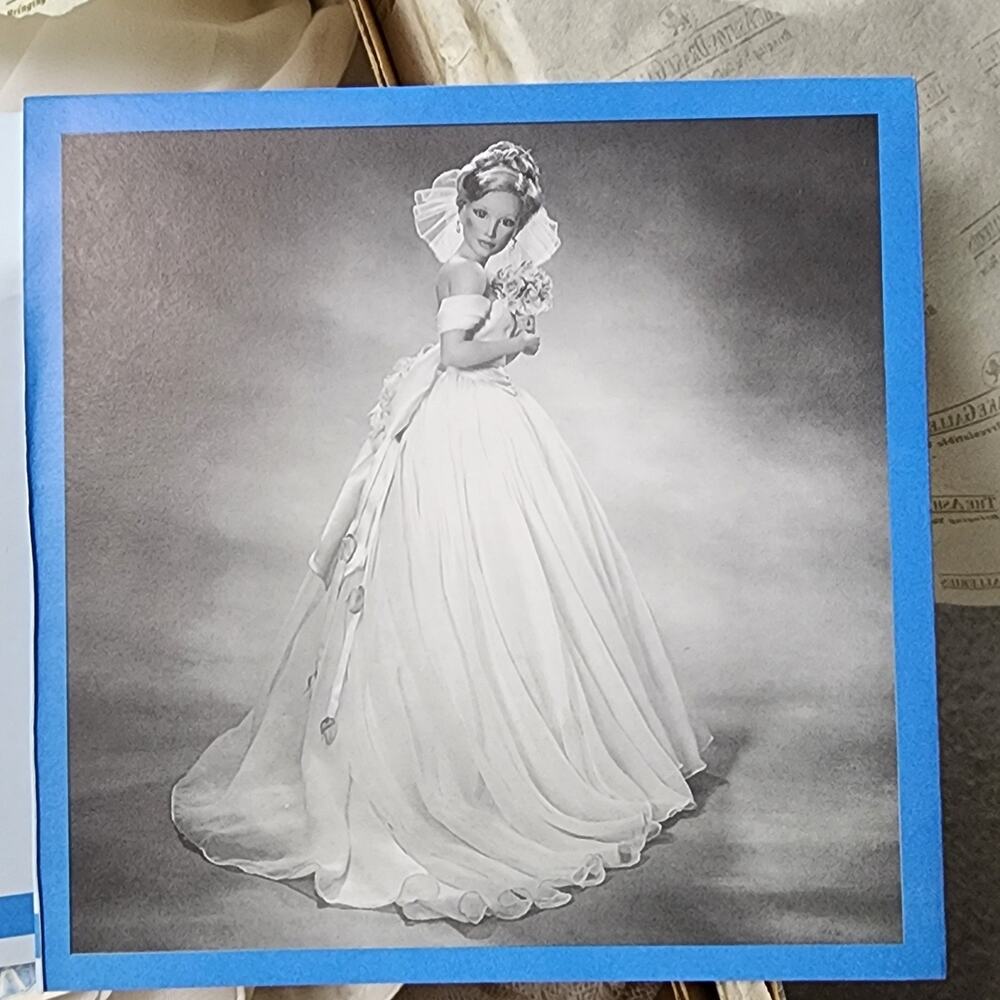 Ashton-Drake “Summer Dream” Artist Sandra Billoto - Porcelain Bride Doll #93743 - Picture 8 of 11
